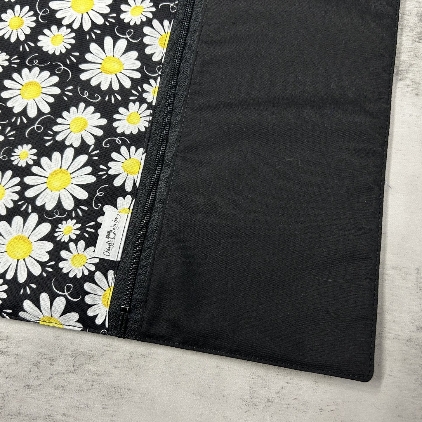 Napperon personnalisé (Couleur d'impression au choix) - Fleurs - Marguerites - Pochette noire